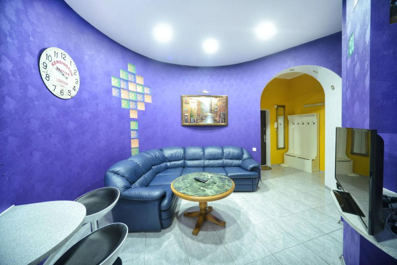Chekhov Apartment Киев Экстерьер фото