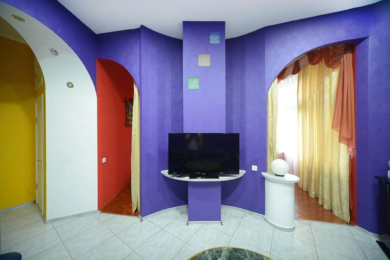 Chekhov Apartment Киев Экстерьер фото