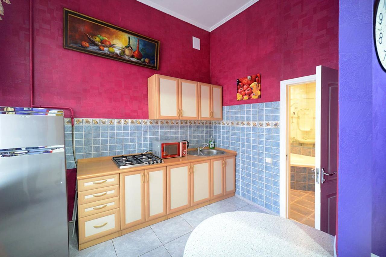 Chekhov Apartment Киев Экстерьер фото