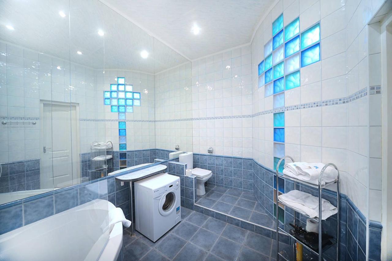 Chekhov Apartment Киев Экстерьер фото