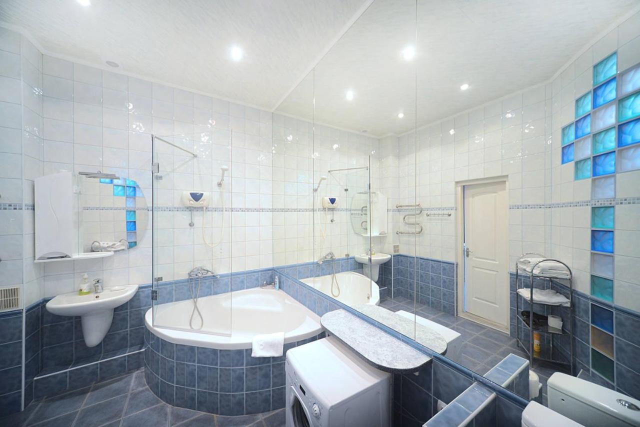 Chekhov Apartment Киев Экстерьер фото